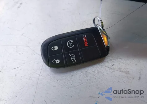 2020 Jeep Grand Cherokee Altitude 4X2 from USA, damaged, VIN 1C4RJEAG1LC170576